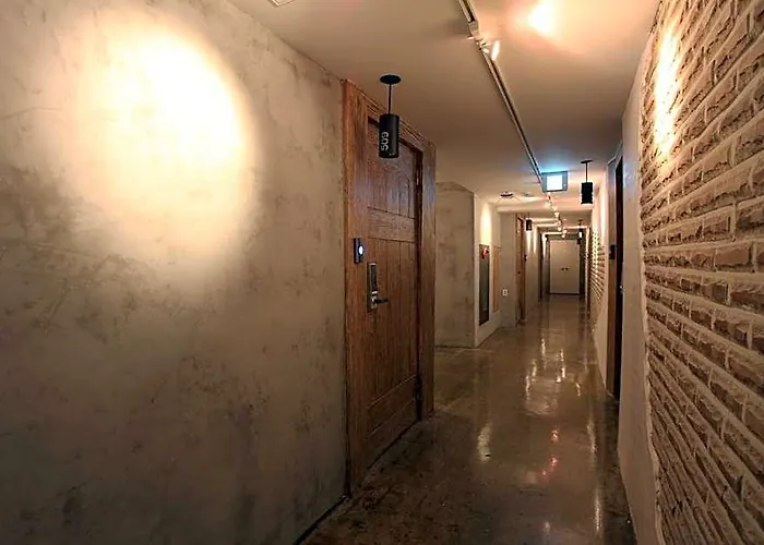 Sinllim Yaja Sillim Branch Hotel Séoul